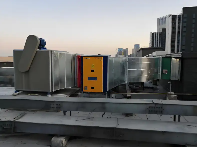 工业厨房油烟处理系统实景图