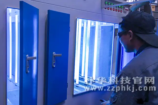 UV光氧催化设备做发货前的质检工作